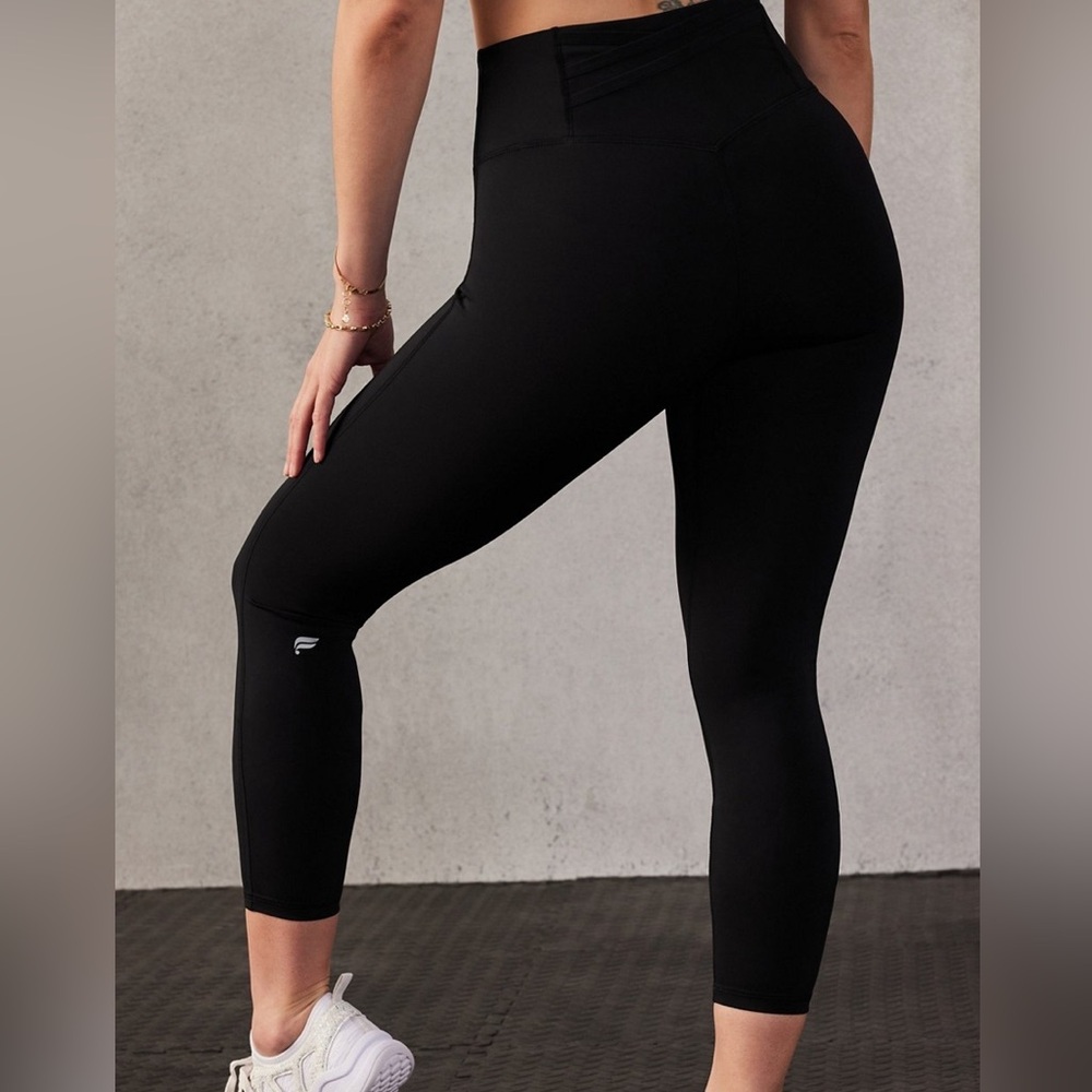 Fabletics capris Size XS